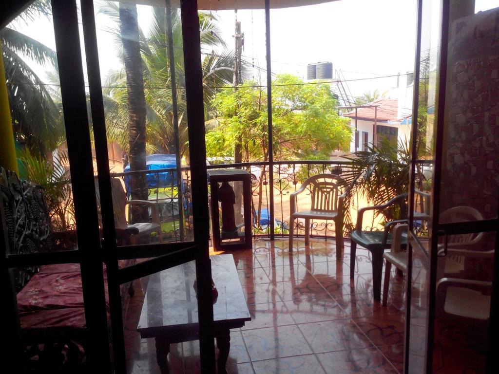 Fisherman Guest House Baga Exterior photo