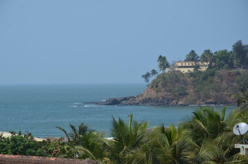 Fisherman Guest House Baga Exterior photo